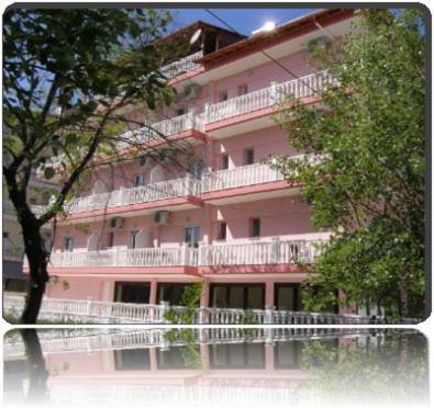 Hotel Louiza Paralía Exterior foto
